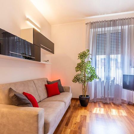 Apartamento Casa Vacanze Terracina Milán Exterior foto