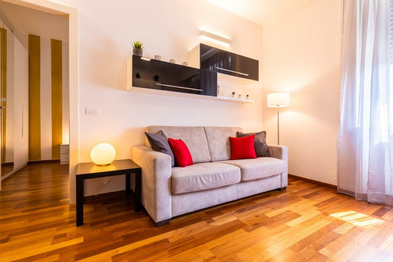 Apartamento Casa Vacanze Terracina Milán Exterior foto
